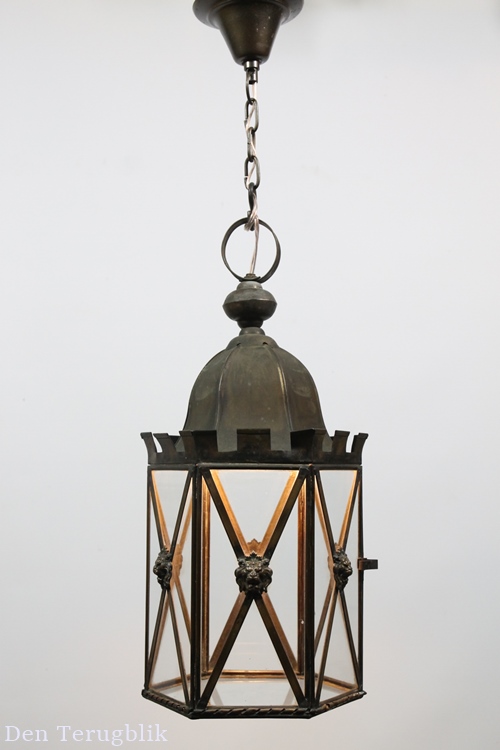 Old French hall lamp - Den Terugblik