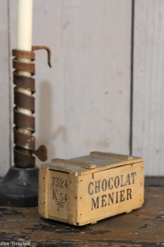 CHOCOLAT MENIER 木製ボックス CHOCOLAT MENIER/ショコラムニエの木箱 | リボンときどきネコ